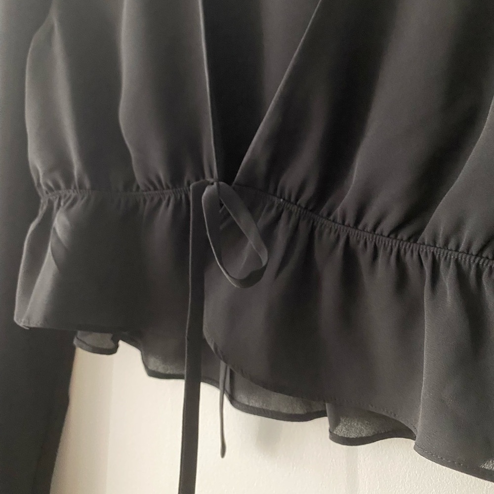 Sunday Best Cropped Black Blouse - Picture 2 of 4